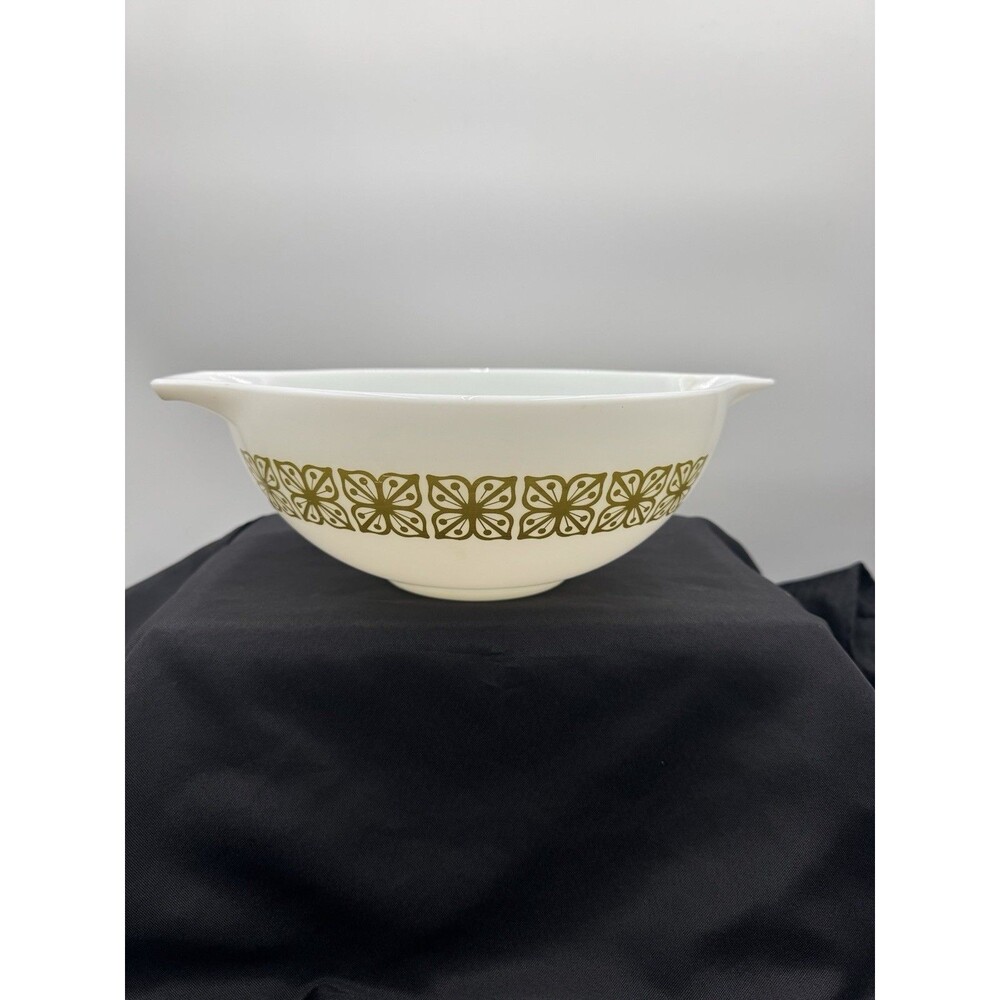 Vintage Pyrex 444 Autumn Square Floral Green Verde Cinderella Mixing Bowl 4Qt